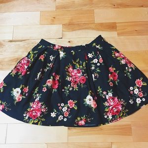 Forever 21 Black Floral Printed Skater Skirt